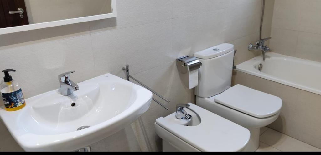 Apartmán Check-In Casas Labert Benasque Exteriér fotografie